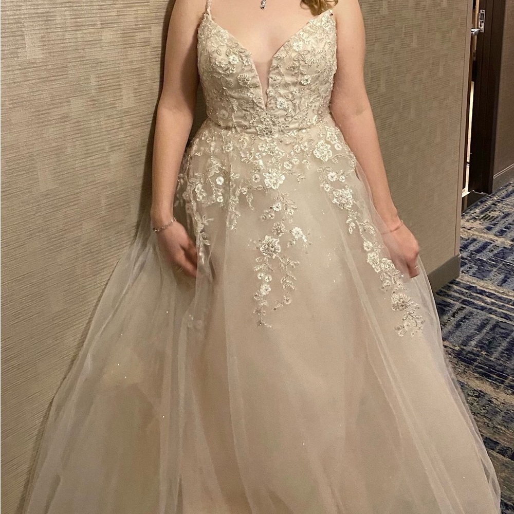 Prom Dress - Picture 3 of 6